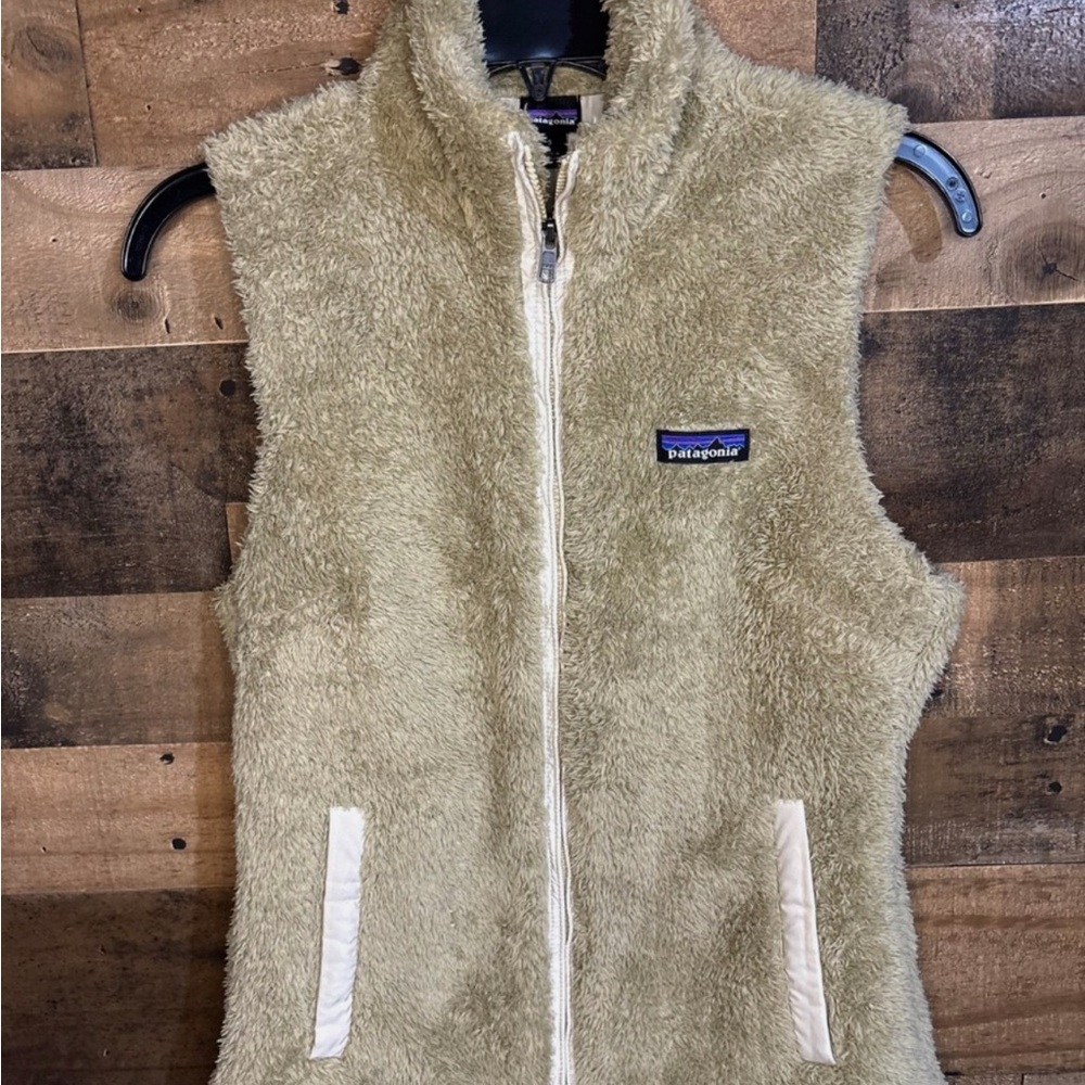 Patagonia Fleece Vest in Soft Tan